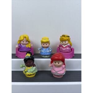 Little People Disney Princess lot Of Ariel Cinderella Rapunzel Tiana Aurora 2012